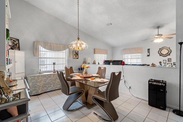 3261 Anthony Circle N, West Palm Beach, FL 33417