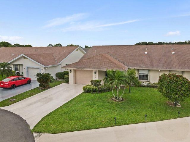 3261 Anthony Circle N, West Palm Beach, FL 33417