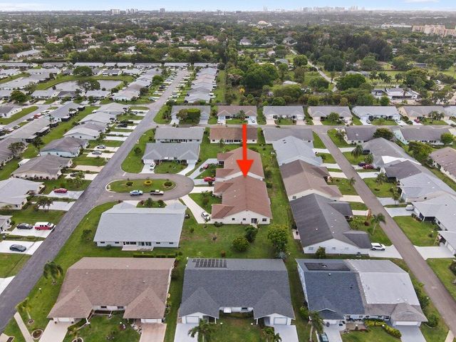 3261 Anthony Circle N, West Palm Beach, FL 33417