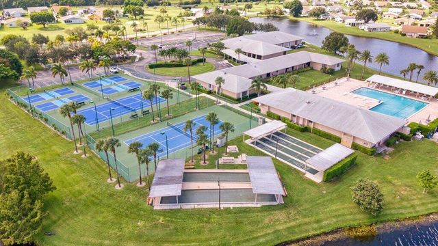 3261 Anthony Circle N, West Palm Beach, FL 33417