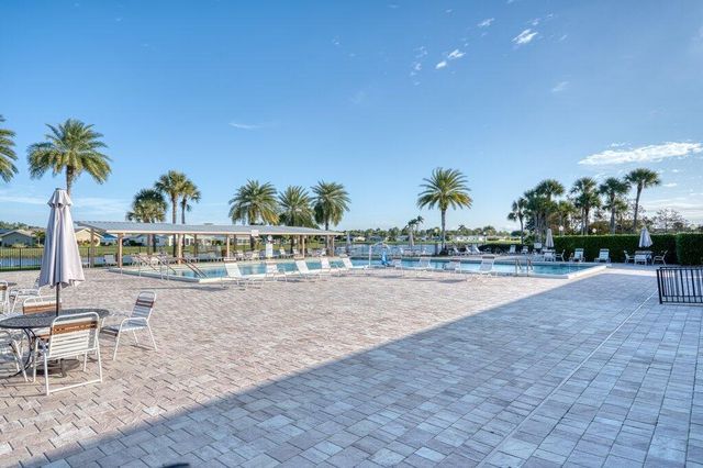 3261 Anthony Circle N, West Palm Beach, FL 33417