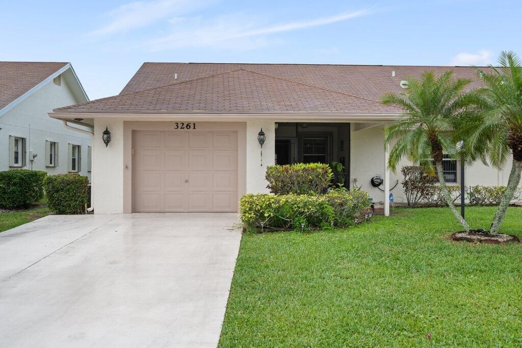 3261 Anthony Circle N, West Palm Beach, FL 33417
