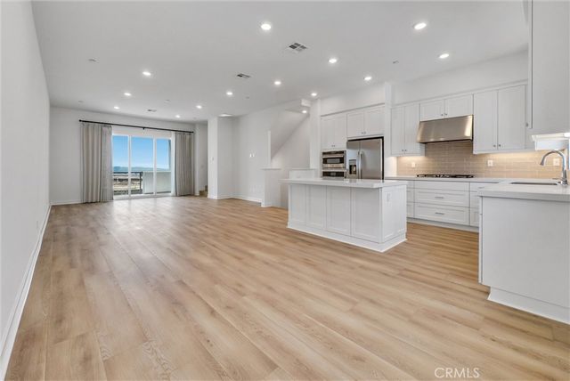 160 Restore, Irvine, CA 92618