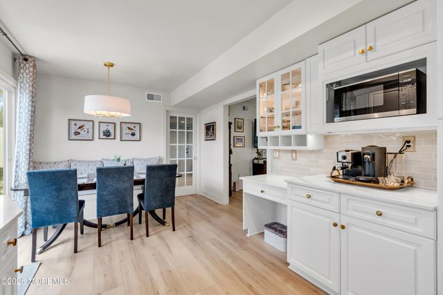 40 Icemeadow Lane, Aberdeen, NJ 07747
