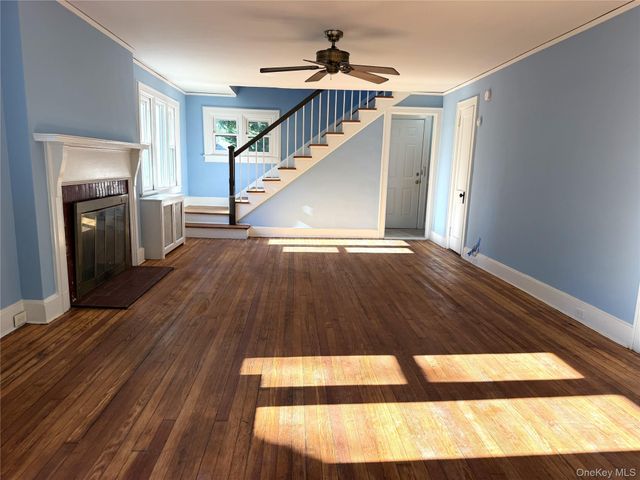 5 Crest Place, Elmsford, NY 10523