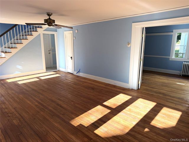 5 Crest Place, Elmsford, NY 10523