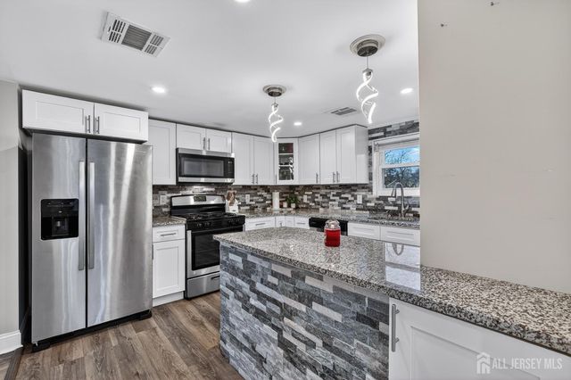 43 John Street, Spotswood, NJ 08884