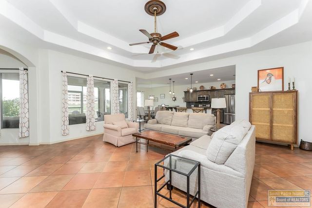 1 Hacienda Dr., Laguna Vista, TX 78578