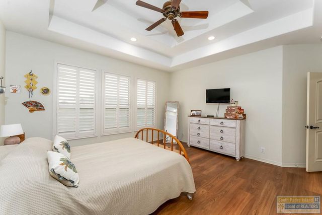 1 Hacienda Dr., Laguna Vista, TX 78578