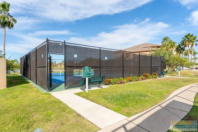 1 Hacienda Dr., Laguna Vista, TX 78578