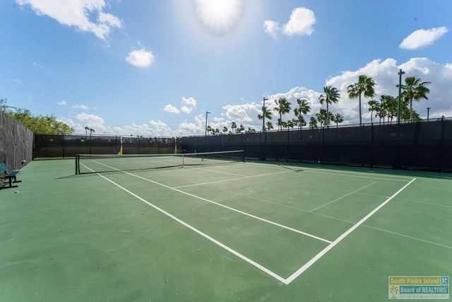 1 Hacienda Dr., Laguna Vista, TX 78578