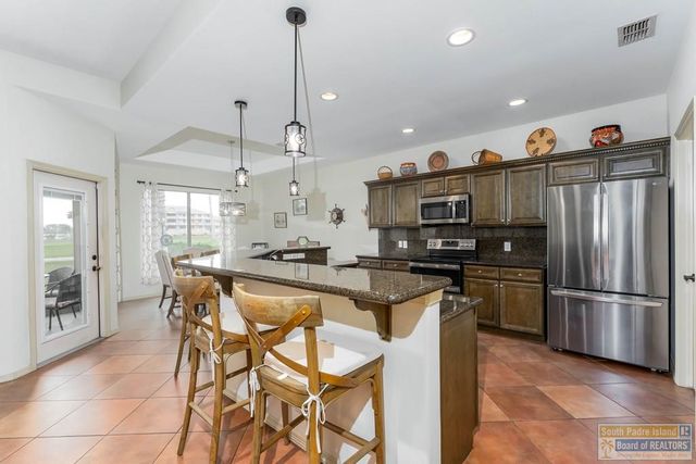 1 Hacienda Dr., Laguna Vista, TX 78578