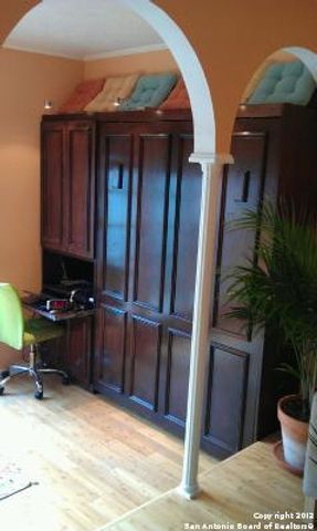 66 Brees Blvd Apt 95, San Antonio, TX 78209
