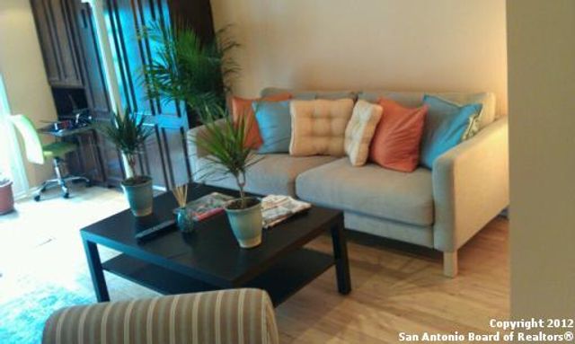 66 Brees Blvd Apt 95, San Antonio, TX 78209