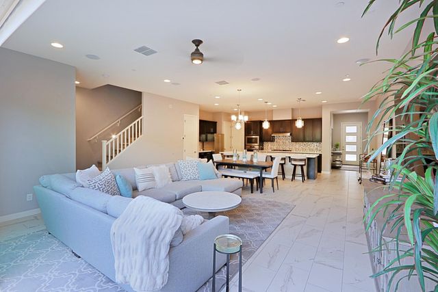 7350 E Vista Bonita Drive, Scottsdale, AZ 85255