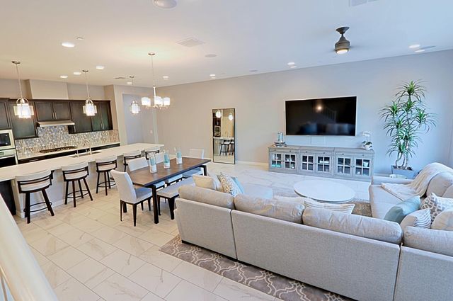7350 E Vista Bonita Drive, Scottsdale, AZ 85255