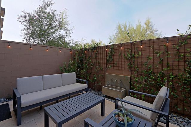 7350 E Vista Bonita Drive, Scottsdale, AZ 85255