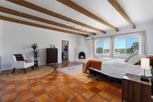 13 Camino Potrillo, Lamy, NM 87540