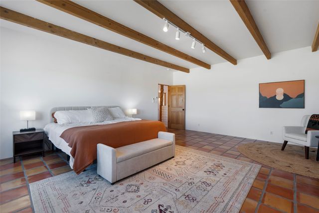 13 Camino Potrillo, Lamy, NM 87540