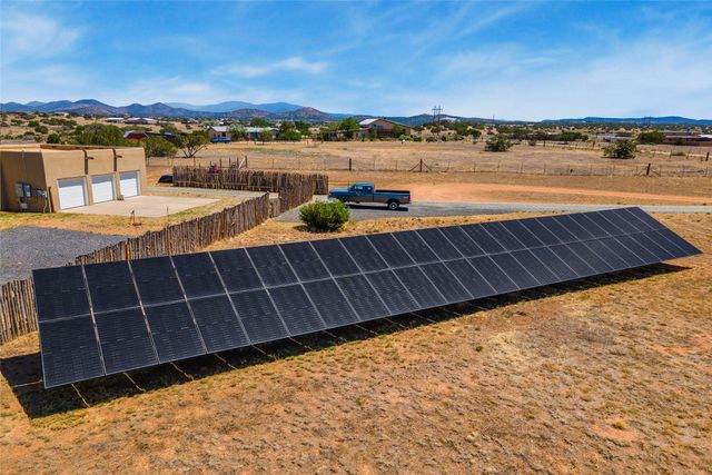 13 Camino Potrillo, Lamy, NM 87540