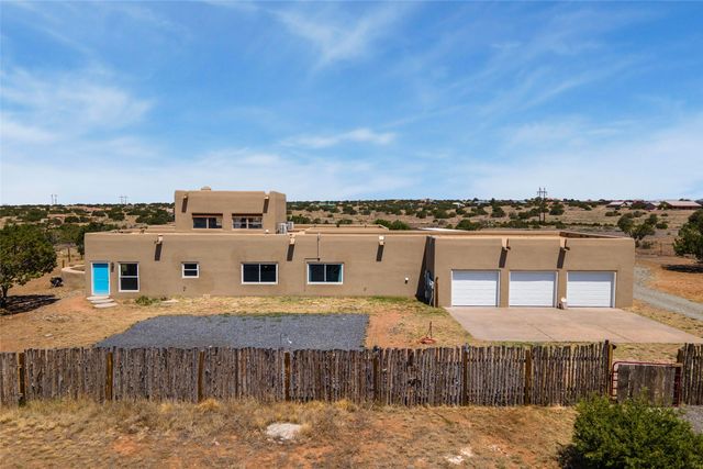 13 Camino Potrillo, Lamy, NM 87540