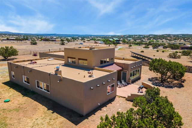 13 Camino Potrillo, Lamy, NM 87540