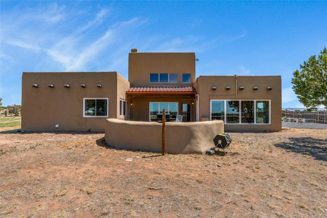 13 Camino Potrillo, Lamy, NM 87540