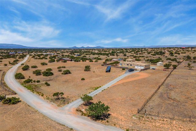 13 Camino Potrillo, Lamy, NM 87540