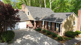 6104 HARMON PL, Springfield, VA 22152