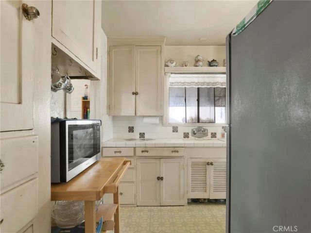 12019 Saticoy, North Hollywood, CA 91605