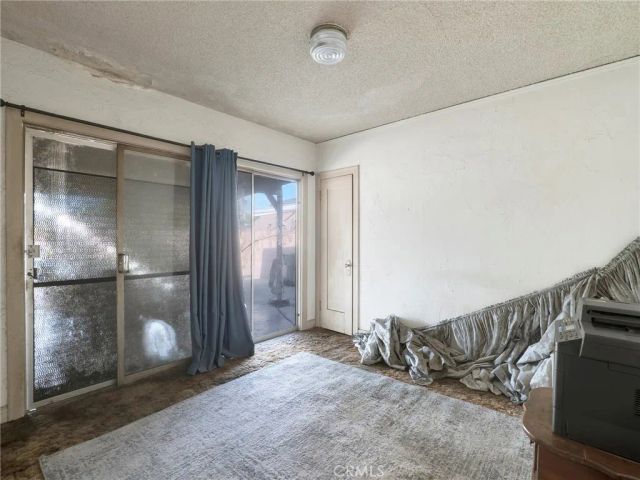 12019 Saticoy, North Hollywood, CA 91605