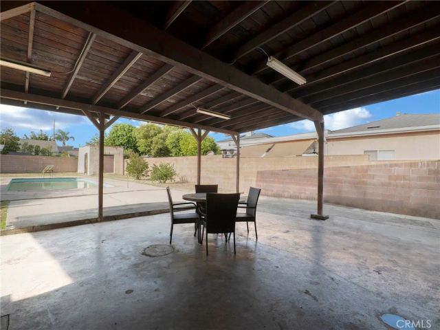 12019 Saticoy, North Hollywood, CA 91605