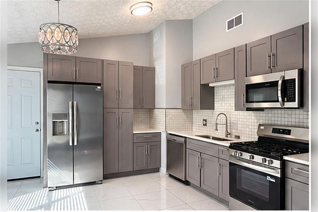 5856 Rock Road, Union City, GA 30291