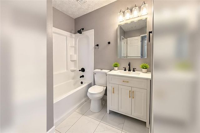 5856 Rock Road, Union City, GA 30291