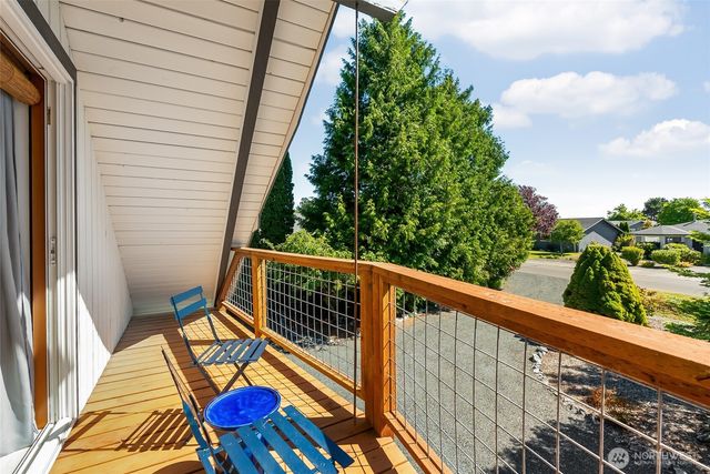 8243 Chilliwack Road, Blaine, WA 98230