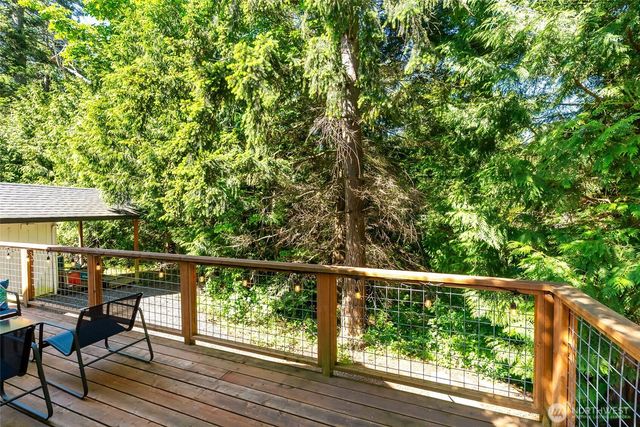 8243 Chilliwack Road, Blaine, WA 98230
