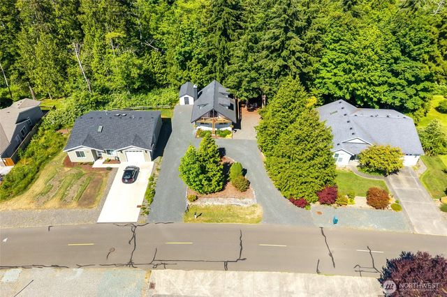 8243 Chilliwack Road, Blaine, WA 98230