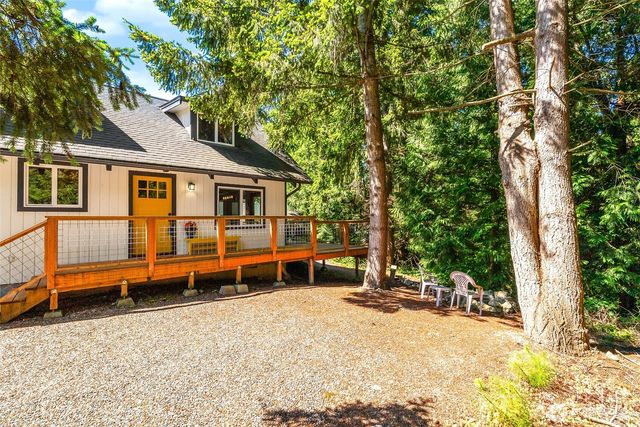 8243 Chilliwack Road, Blaine, WA 98230