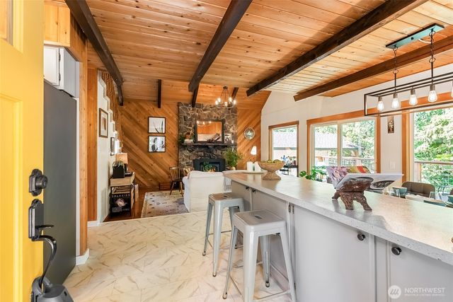 8243 Chilliwack Road, Blaine, WA 98230