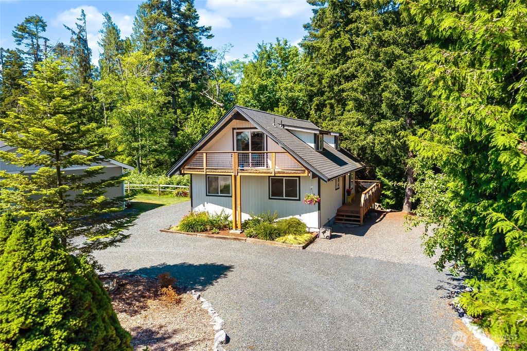 8243 Chilliwack Road, Blaine, WA 98230