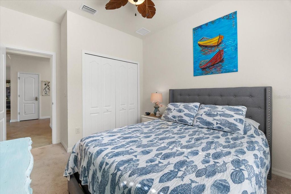 Image 21 of property listing at 12501 CINQUETERRE DRIVE, Venice, FL 34293