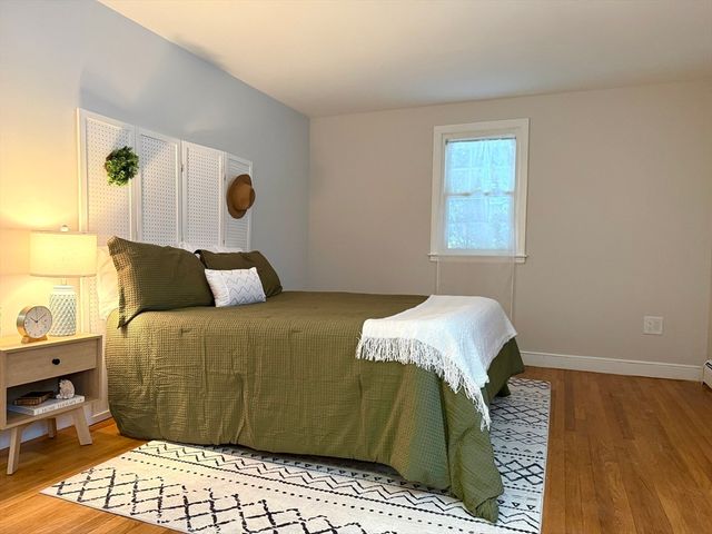 38 Juniper Lane, Holden, MA 01520