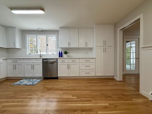 38 Juniper Lane, Holden, MA 01520