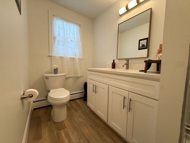 38 Juniper Lane, Holden, MA 01520