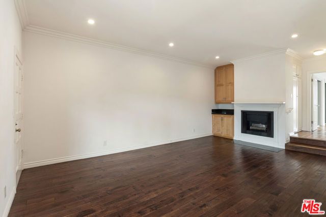 1021 5th Street 106, Santa Monica, CA 90403