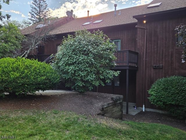 1 Sugar Loaf Ct Unit 2 2, Vernon Twp., NJ 07462