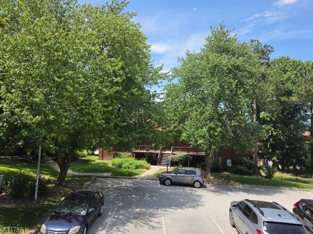 1 Sugar Loaf Ct Unit 2 2, Vernon Twp., NJ 07462