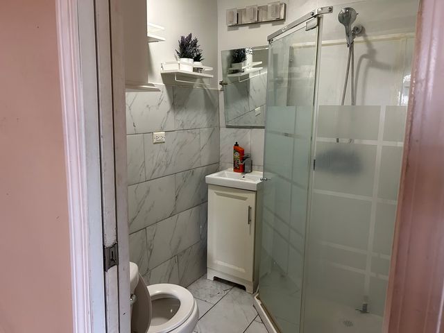 9147 S Dante Avenue, Chicago, IL 60619