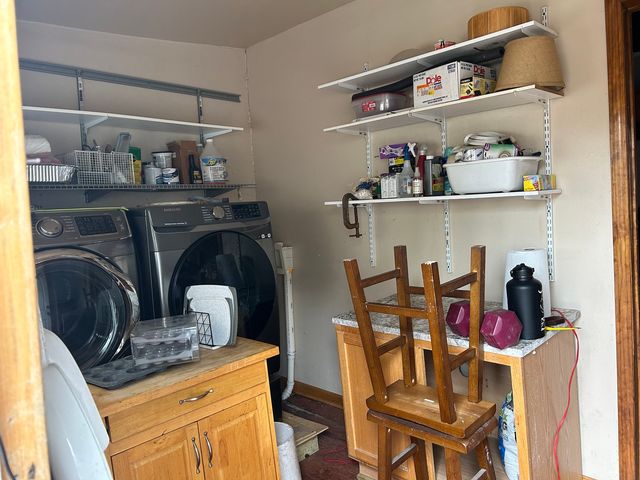 9147 S Dante Avenue, Chicago, IL 60619