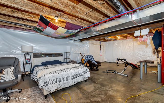 569 Williamsburg Dr, Mt Washington, KY 40047